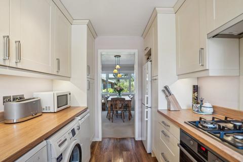 30 Forge Drive, Farnham Common, Slough, SL2 3NG
