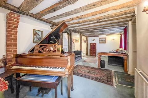 undefined, Sandwich - Offers in Excess of £499,000