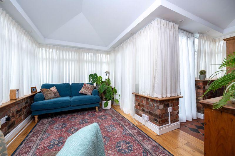 Garden room