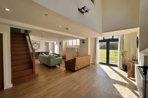 undefined, Kings Road, Colwyn Bay