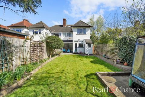 undefined, Templars Avenue, London, NW11