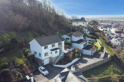 3 Beacon Heights, Braunton, EX33 2HY