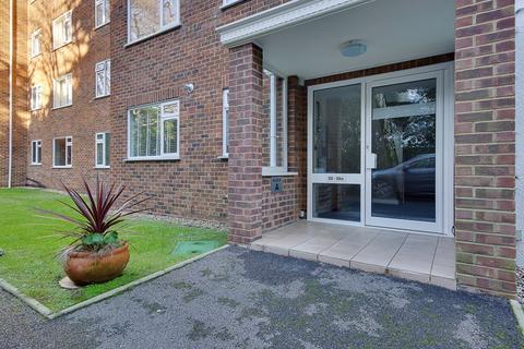 4 bedroom apartment for sale, The Avenue, Branksome Park