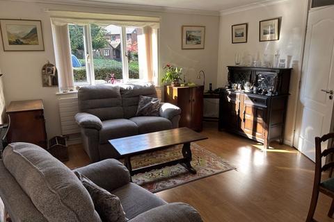2 bedroom apartment for sale, Penwortham Hall Gardens, Preston PR1
