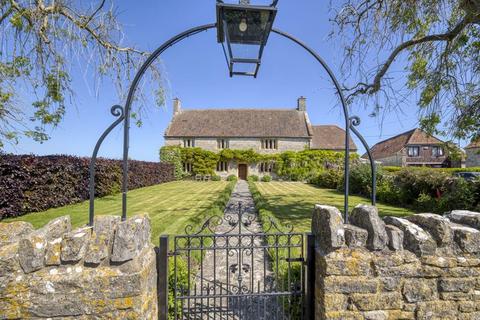 undefined, Castle Cary BA22