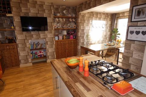 94 Barnwood Avenue, Gloucester, GL4 3AJ
