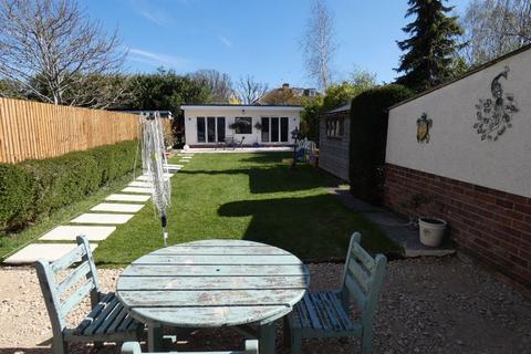 94 Barnwood Avenue, Gloucester, GL4 3AJ