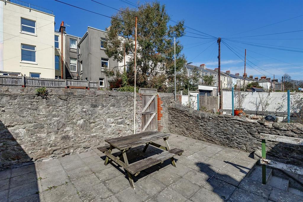 Rear Courtyard