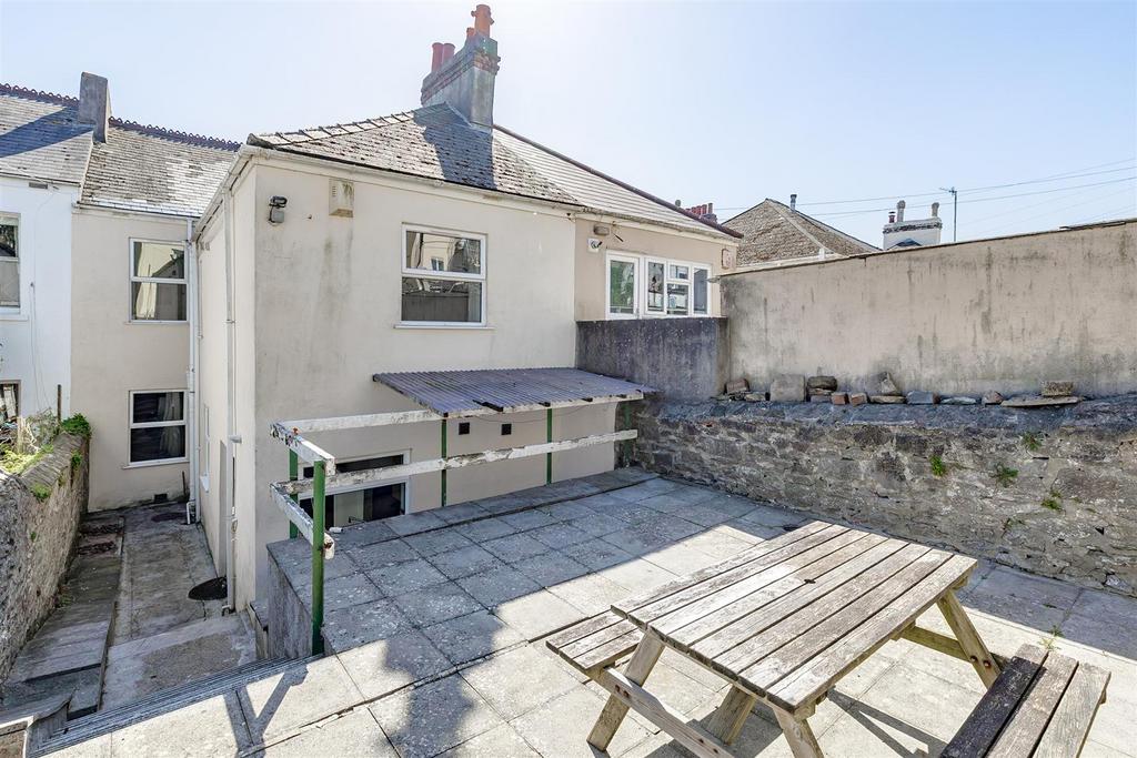 Rear Courtyard 2