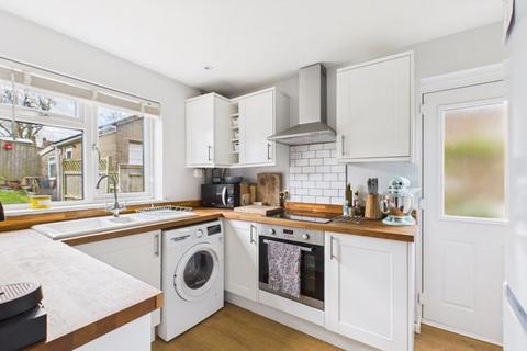7 Hill View Close, West Chinnock, Crewkerne, TA18 7QH