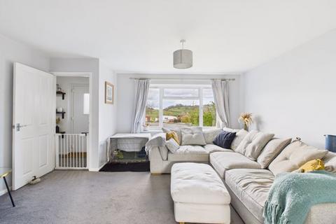 7 Hill View Close, West Chinnock, Crewkerne, TA18 7QH