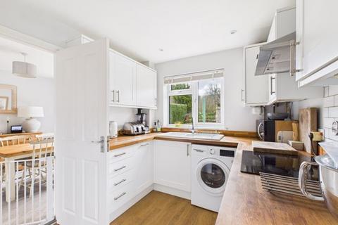 7 Hill View Close, West Chinnock, Crewkerne, TA18 7QH