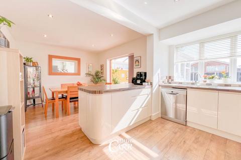 9 High Grange, Lichfield, WS13 7DZ