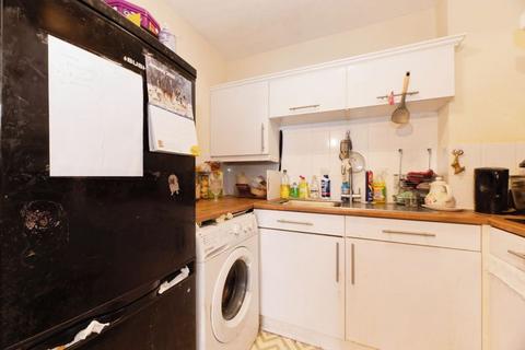 1 bedroom retirement property for sale, Thicket Road, Sutton SM1