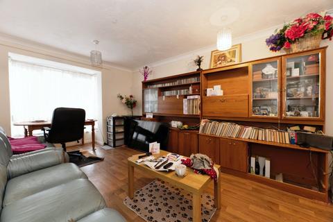 undefined, Oak Lodge (Sutton), Sutton SM1