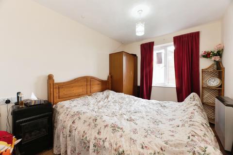 undefined, Oak Lodge (Sutton), Sutton SM1