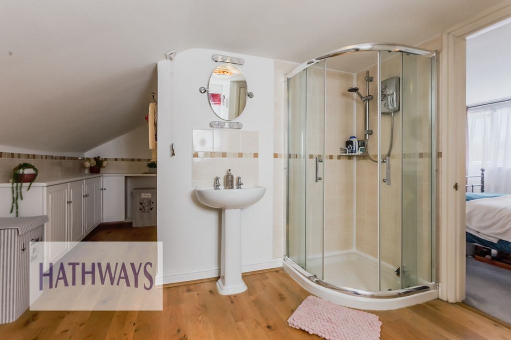 En suite bathroom