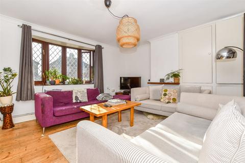 4 bedroom semi-detached house for sale, The Chase, Tonbridge TN10