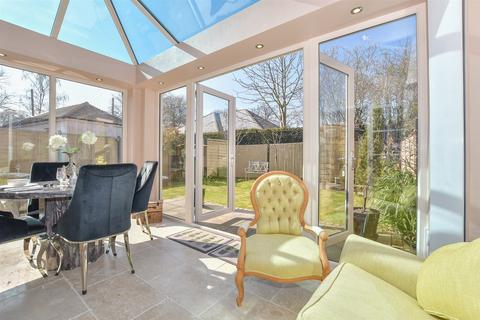 4 bedroom semi-detached house for sale, Three Fields Road, Tenterden, Kent