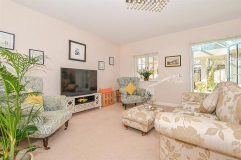 4 bedroom semi-detached house for sale, Three Fields Road, Tenterden, Kent