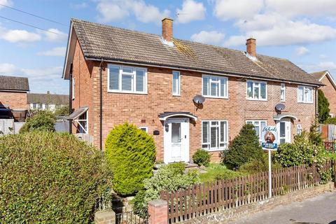 3 bedroom semi-detached house for sale, Columbine Close, West Malling ME19