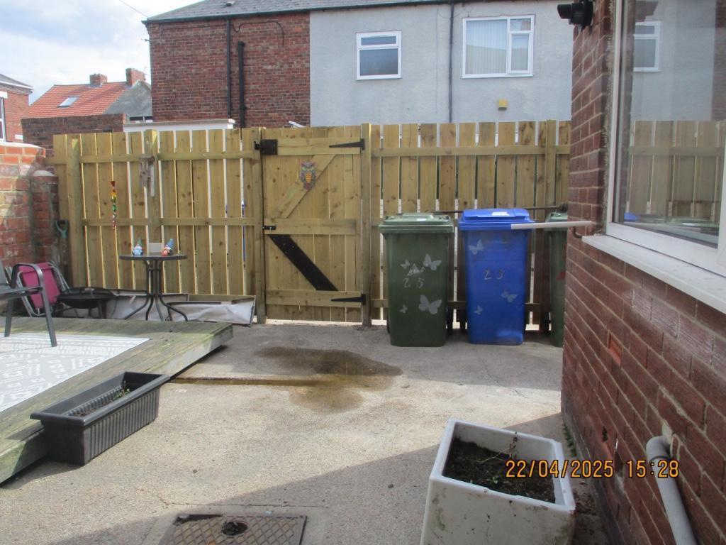 Shared Yard