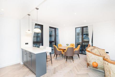 2 bedroom flat to rent, 1 Merino Garden, London, E1W 2DF