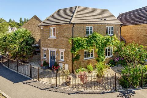 74 Lower Meadow, Ilminster, TA19 9DP