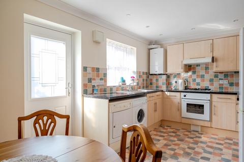 2 Mianda Terrace, Ilminster, TA19 0DX