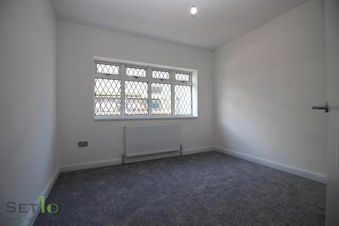 97 Barkby Road, Syston, Leicester, LE7 2AH