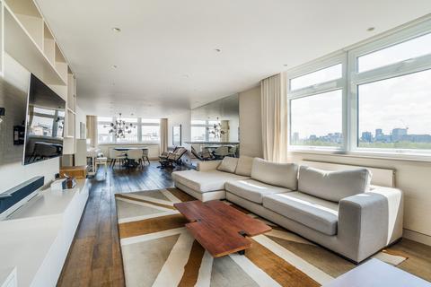 Park Towers, W1J