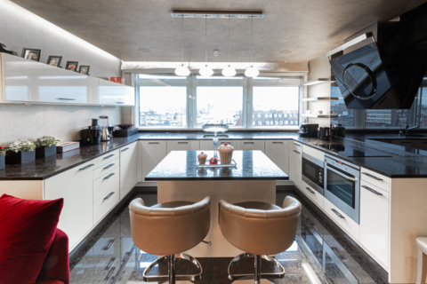 4 bedroom apartment to rent, Park Towers, W1J