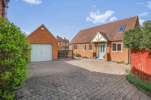 4 bedroom detached house for sale, The Horsepool, Rugby CV23