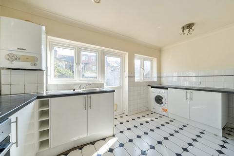 33 Chester Road, London, E16 4NL