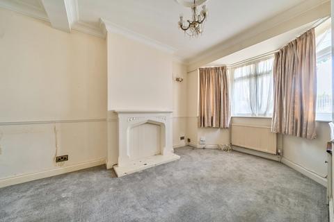 33 Chester Road, London, E16 4NL