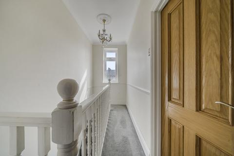 33 Chester Road, London, E16 4NL