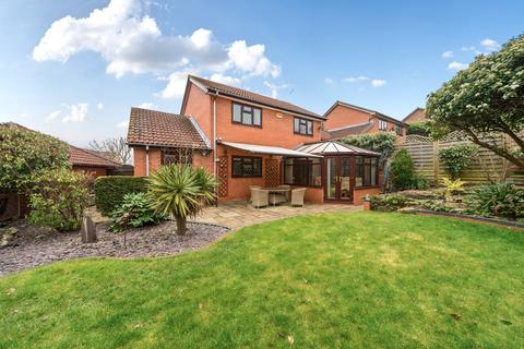 7 Chestnut Leys, Steeple Claydon, Buckingham, MK18 2RR