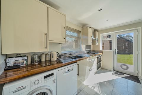 11 Agate Close, Wokingham, RG41 3UH