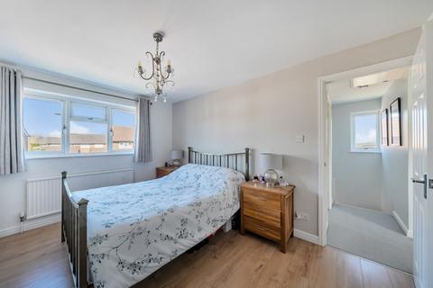 11 Agate Close, Wokingham, RG41 3UH