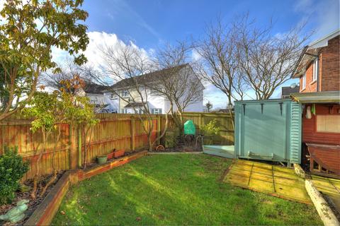 42 Howards Close, South Molton, EX36 4JT