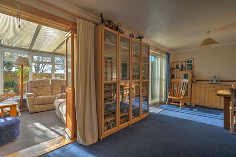 42 Howards Close, South Molton, EX36 4JT