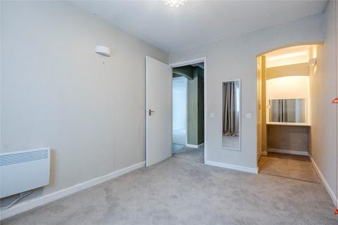 2 bedroom apartment for sale, Longhedge, Beds LU5