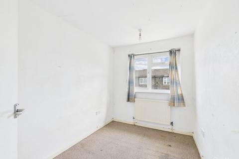 36 The Lindens, New Addington, Croydon, CR0 9EJ