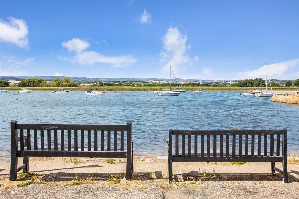 Strand View