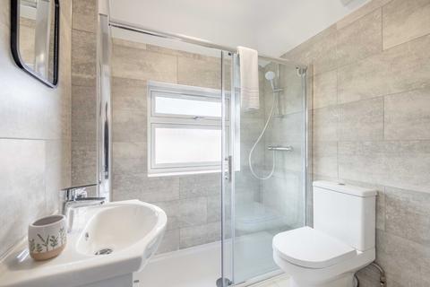 4 bedroom semi-detached house to rent, Baylis Road, Slough