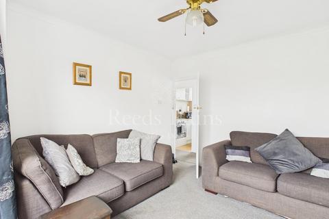 11 Burnham Crescent, Dartford, DA1 5BA
