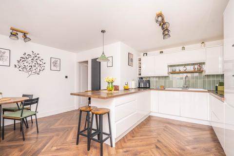 116 Matlock Crescent, Sutton, SM3 9SN