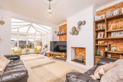 116 Matlock Crescent, Sutton, SM3 9SN