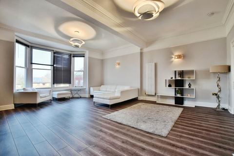 3 bedroom apartment for sale, Wilmslow Road, Greater Manchester M20