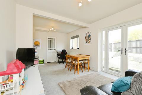 2 Hoades Avenue, Woodsetts, Worksop, S81 8QQ